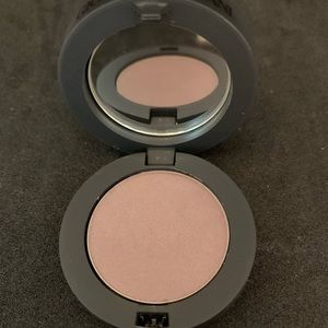 ARMANI eyeshadow single #3 NWOT.